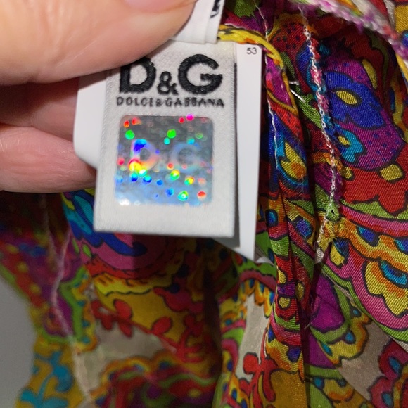 Dolce & Gabbana Paisley 3/4 Sleeve 💯 % Silk Top -Authentic - Picture 7 of 14